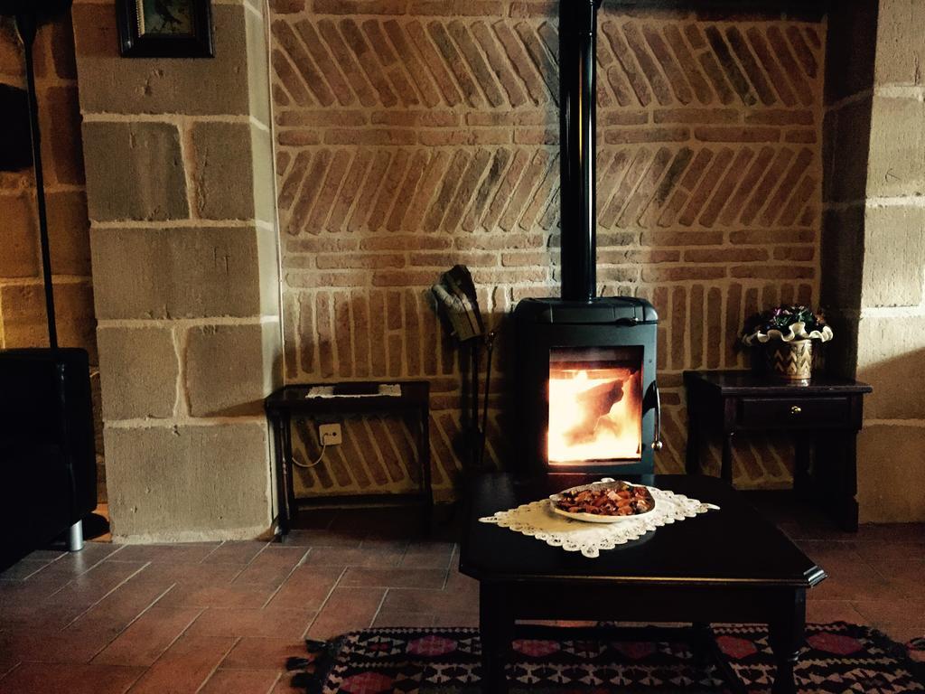 La Casa de Sebastian Guest House Valderrobres Bagian luar foto