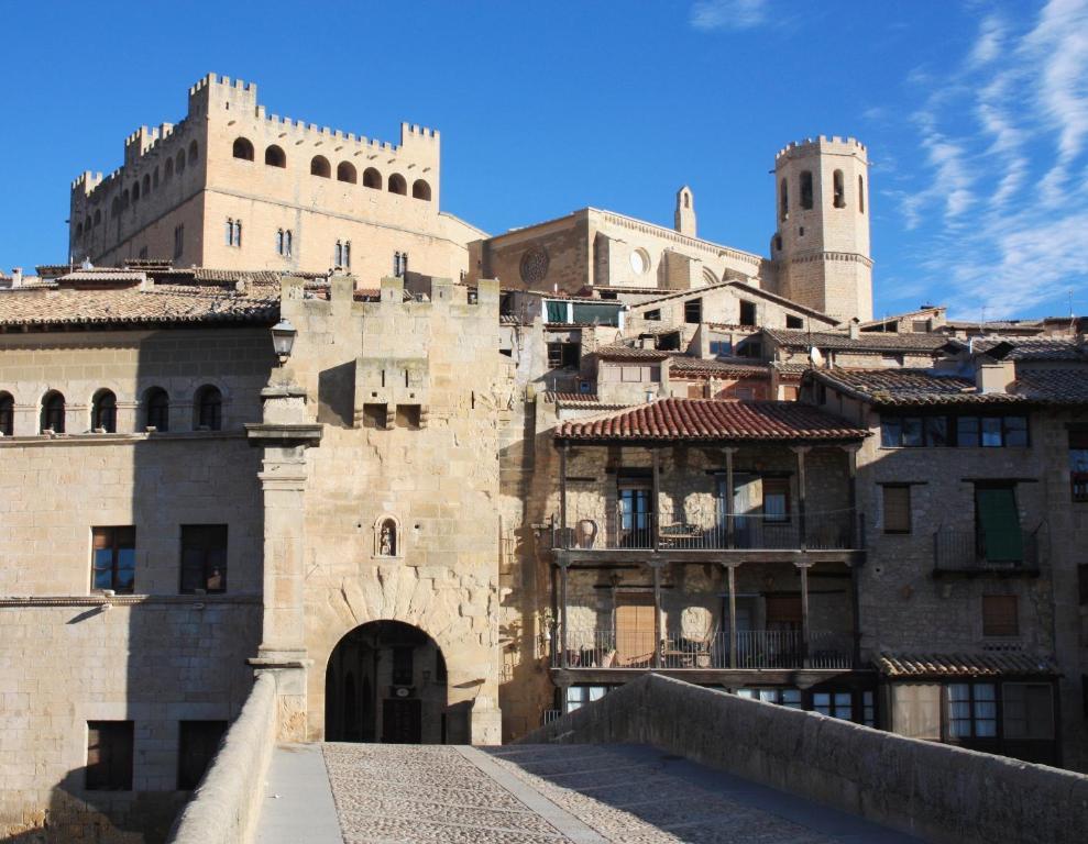 La Casa de Sebastian Guest House Valderrobres Bagian luar foto
